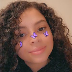 Meet your Posher, Noelia